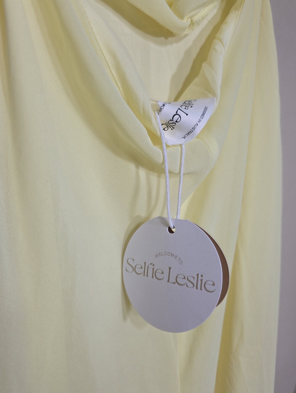 Selfie Leslie NWT Nerida Lemon Twist Back Maxi Dress Size L - Picture 4 of 7